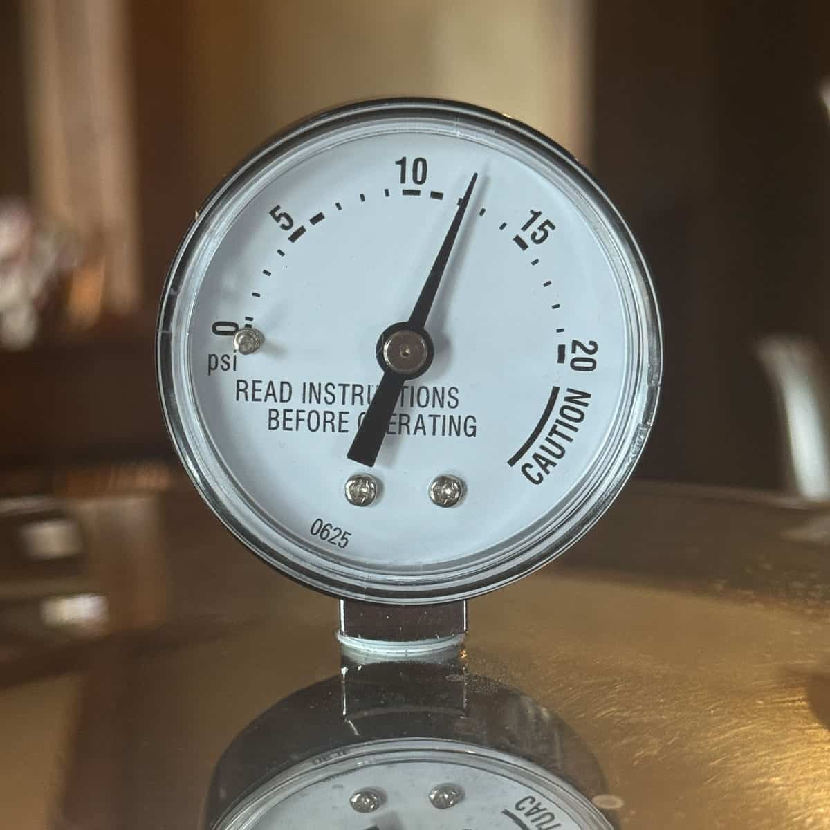 2 psi registering on the guauge of a pressure canner