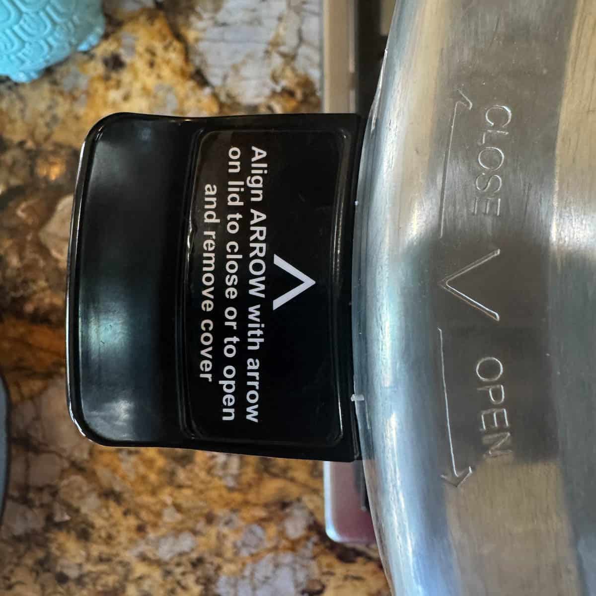 v's ligned up on pressure canner body and lid