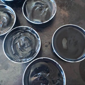 Black Drawing Salve (Activated Charcoal & Bentonite Clay)